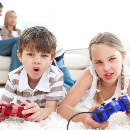 طرق تحمي ابنك من الإلكترونيات