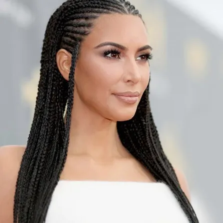 أفكار مختلفة لتسريحة الضفيرة على طريقة النجمات