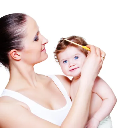 فوائد قص شعر المولود بعد الأربعين