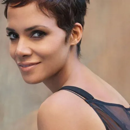 نصائح هالي بيري لجسم رشيق