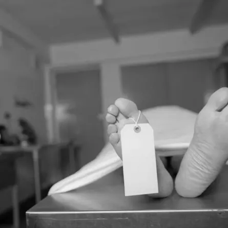 عاد من الموت بعد دفنه بـ7 ساعات.. والحقيقة صادمة