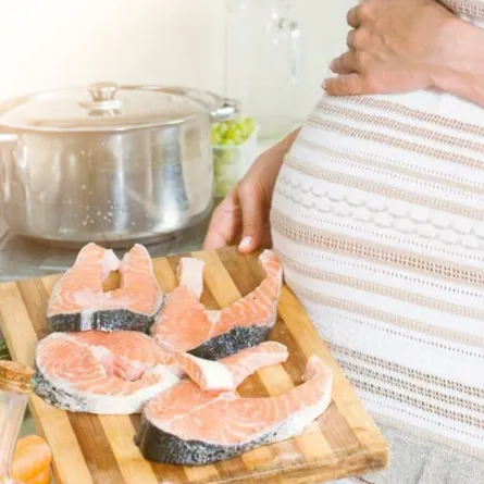 ما تأثير تناول الحامل للمأكولات البحرية على دماغ الطفل؟