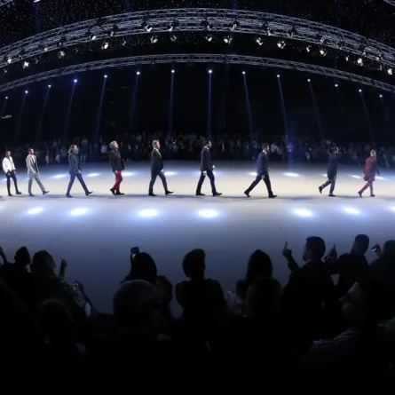 تصميمات نسائية في مجموعة نمر سعادة الخاصة بالرجل