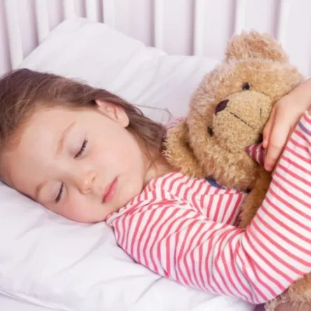 أخطاء الأمهات عند تنويم الطفل