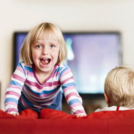 علاج الطفل المصاب بفرط الحركة