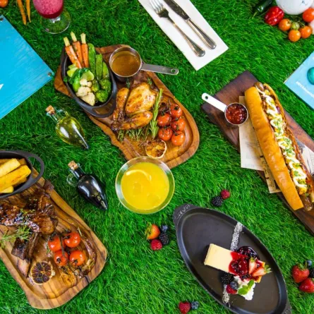 مطعم ريفا الشاطئي يعلن عن عرض البرانش الجديد