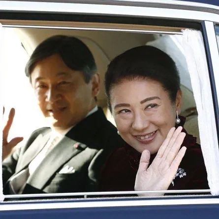 عائلة إمبراطور اليابان الجديد ناروهيتو.. تعرف على حياتها وطبيعة أفرادها