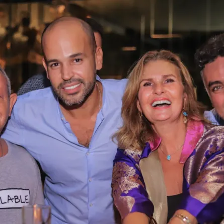 بعد 3 دقات.. يسرا تحتفل مع أبو بنجاح أغنيته الجديدة حبيبي يا ليل