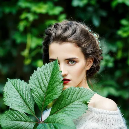 تسريحات شعر قصير بلمسات أنثوية