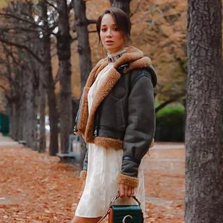 شاهدي أجمل اطلالات الفاشينيستا لانا الساحلي