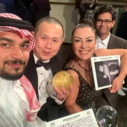 مصور سعودي ينال جائزة شرفية دولية