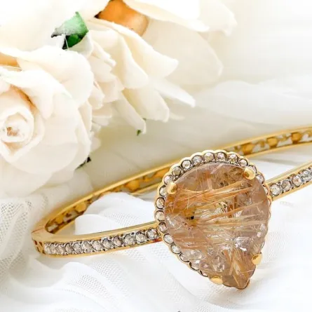 طريقة تلميع الذهب والألماس