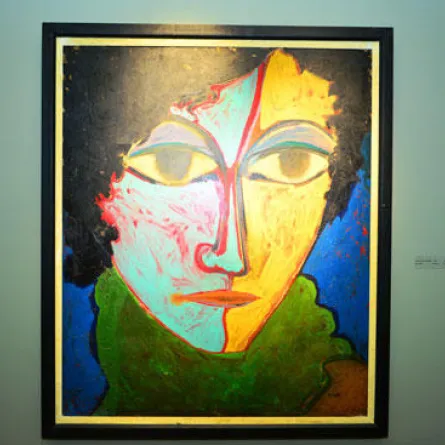 وزيرة الثقافة المصرية تفتتح معرض أحمد فؤاد سليم الاستعادي