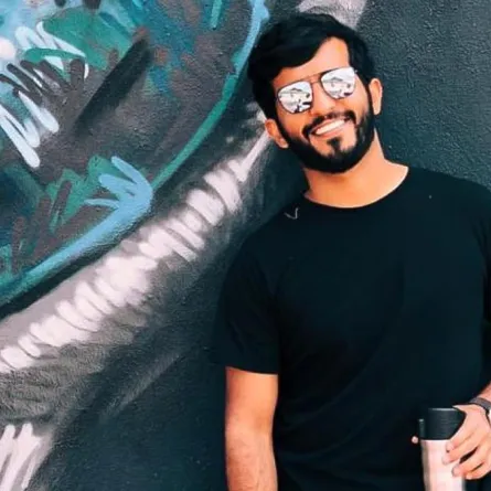 أزياء من وحي البلوجر محمد النحيت