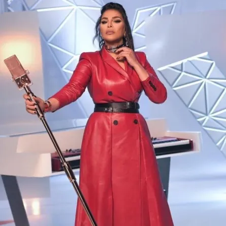 فساتين جلد ماكسي من اختيار النجمات