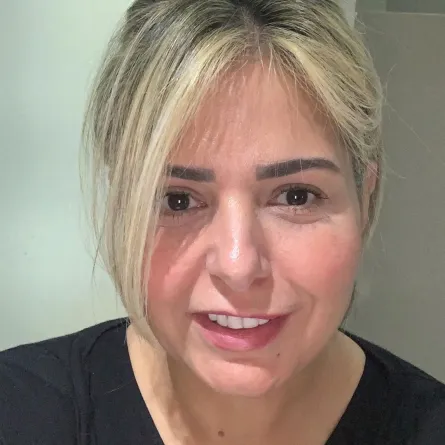 قبل صابرين .. 7 نجمات خلعن الحجاب مؤخراً 