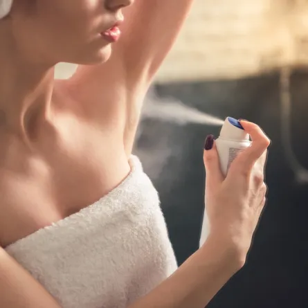 بدائل طبيعية لمزيل العرق تجنباً لسرطان 