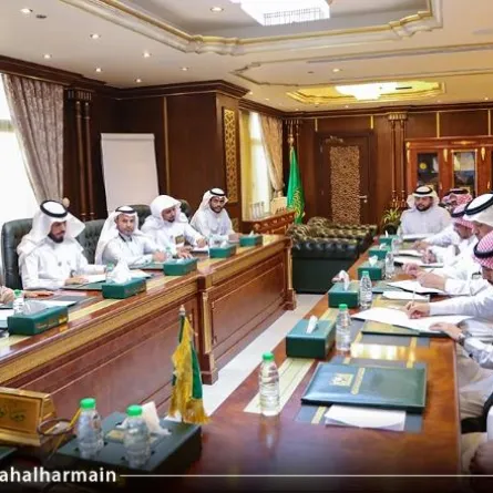 شؤون المسجد النبوي تطلق حملة تطعيم لوقاية منسوبيها من الانفلونزا 