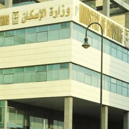 وزير الإسكان يتفقد المشاريع السكنية في الحدود الشمالية