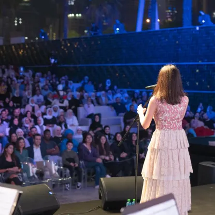 فايا يونان اختتمت فعاليات مهرجان التراث المعاصر في الكويت ب17 أغنية 