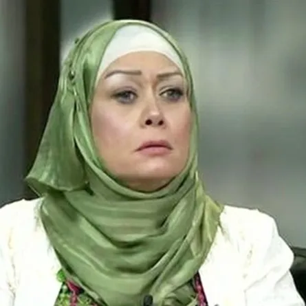 بعد حلا شيحة وشهيرة.. هالة فاخر تظهر بدون الحجاب