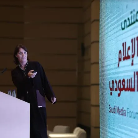 هولت: التسويق والقصة والنزاهة مقومات صناعة اسم إعلامي ناجح