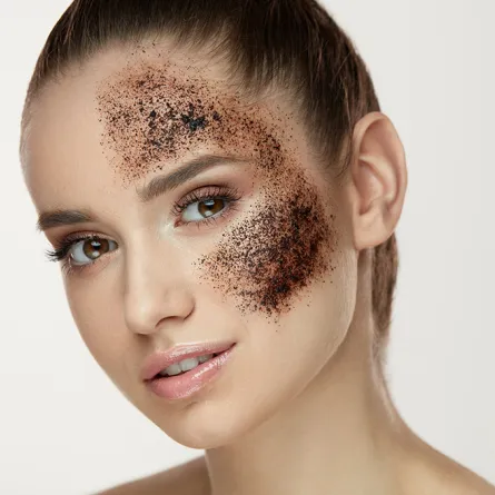 ماسك القهوة واللبن للبشرة الدهنية