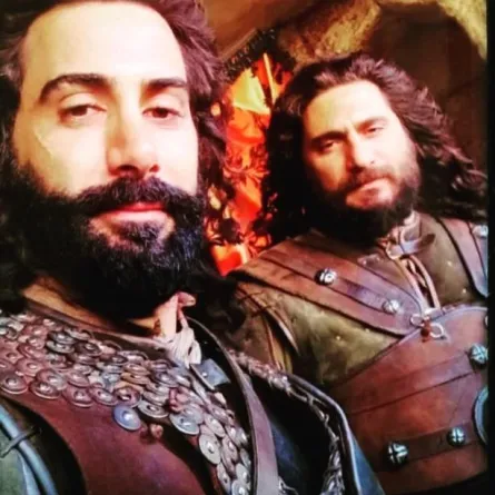 خالد و نضال نجم عندما يرث الأخ أخاه ببراعة الأداء في " ممالك النار "