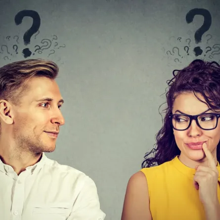 لغة الجسد  تساعدك على فهم مشاعر شريكك