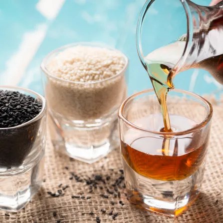 زيت السمسم للشعر والبشرة.. فوائد وتجربة شخصية