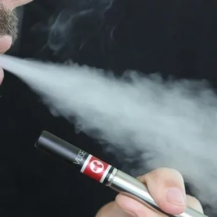 دراسة تحذر من عادةٍ خطيرةً تسبب انتفاخ الرئة