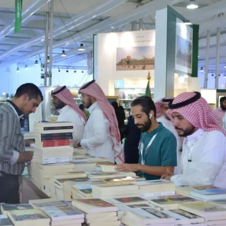 الروايات تتصدر مبيعات معرض جدة الدولي للكتاب