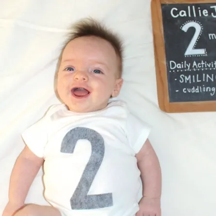 كيف أعتني بطفلي في الشهر الثاني؟