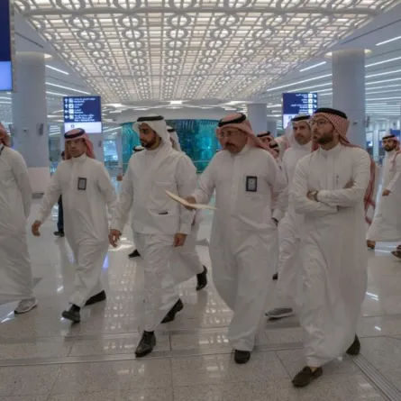 تجربة افتراضية لخدمات المعتمرين بمطار الملك عبدالعزيز الدولي بجدة