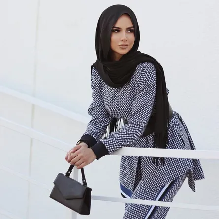 ملابس محتشمة للمحجبات بأسلوب الفاشينيستا سهى