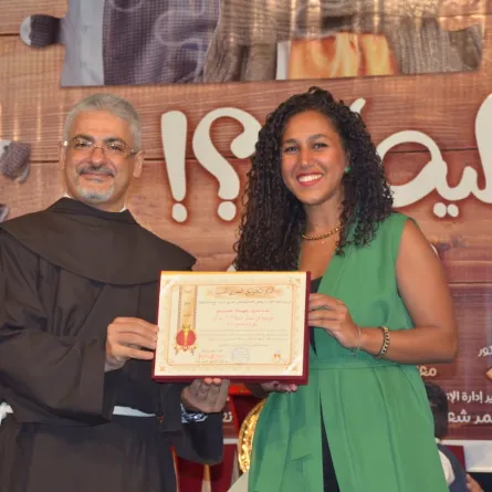 الأب بطرس دانيال من المركز الكاثوليكي.. تصوير - محمد العربي