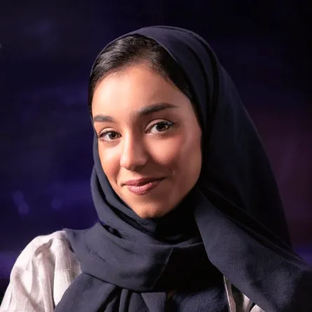 زينة عماد الصورة من الانستجرام