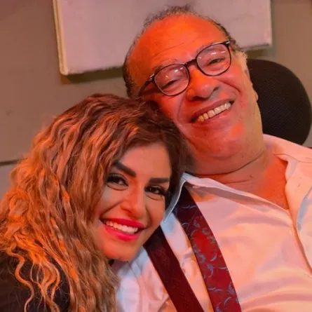 صلاح عبد الله ومنة فضالي في ظهوره الأول بعد إصابته بأزمة قلبية.. الصورة  من حساب منة فضالي على انستقرام