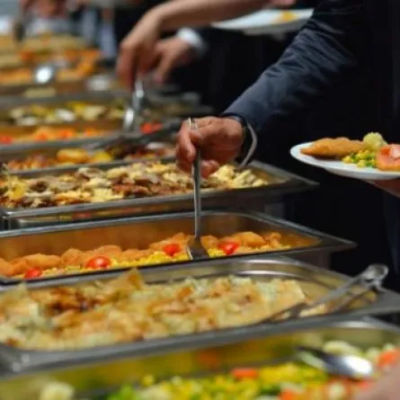 دراسة تحذر من أطعمة ترتبط بزيادة الوزن مدى الحياة 