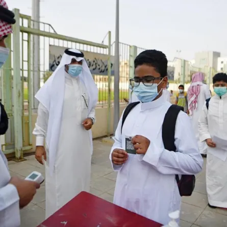 مدارس تعليم جدة تستقبل الطلاب والطالبات مع عودة الدراسة حضورياً