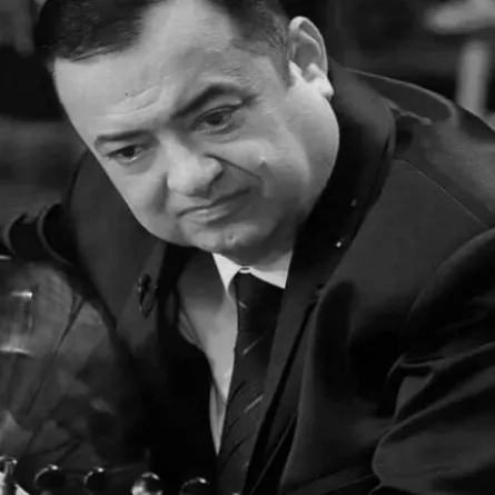 الفنان الراحل فتح الله أحمد - الصورة من حساب نجله صلاح في تويتر