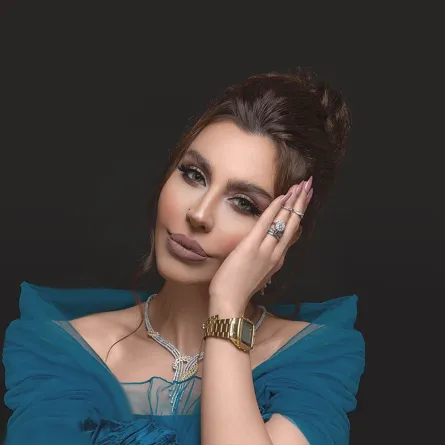 ليلى إسكندر بمجوهرات الذهب الأصفر والأبيض -الصورة من حسابها على انستقرام