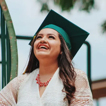 عبارات تهمس بها الأم: لتحفيز أبنائها على النجاح