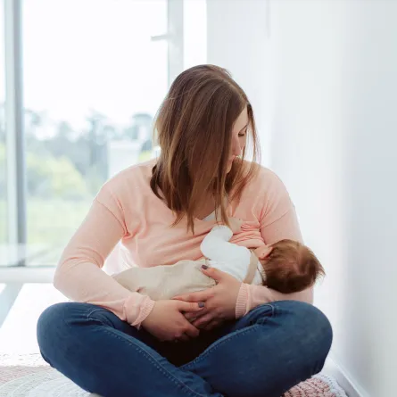 أهم 5 مشاكل للأمهات المرضعات وحلول سهلة