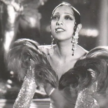 جوزفين بيكر -الصورة من فيسوك جوزفين بيكر