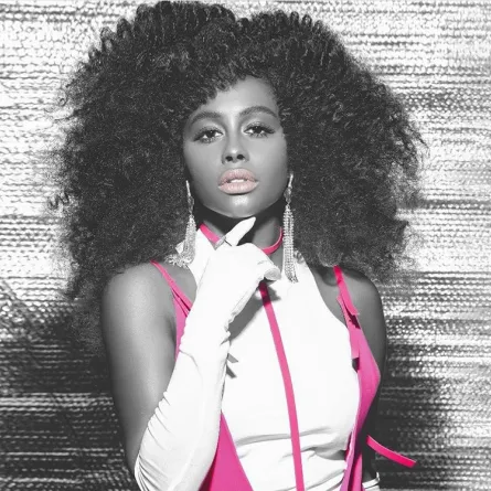 الفنانة داليا مبارك