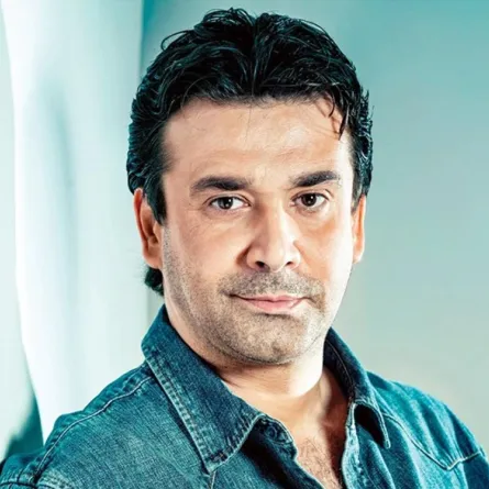 كريم عبد العزيز