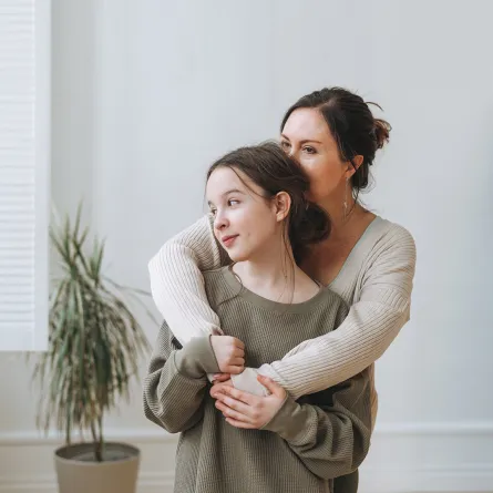 علامات المراهقة عند الفتيات