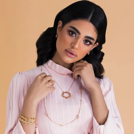 تصاميم المجوهرات العصرية من ليالي دهراب 