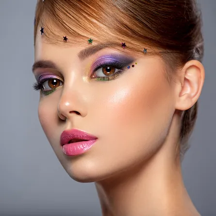 مكياج بنفسجي ناعم لعروس 2021